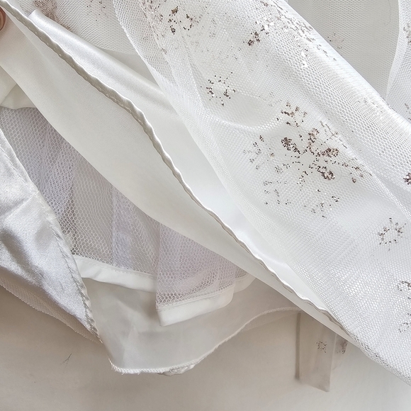 Jona Michelle Girl's Gauzy Tulle Snow Flake Sparkle Print Dress, Size 7 - Picture 6 of 11